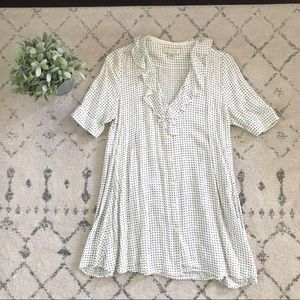 Anthropologie Tylho ivory tunic button down